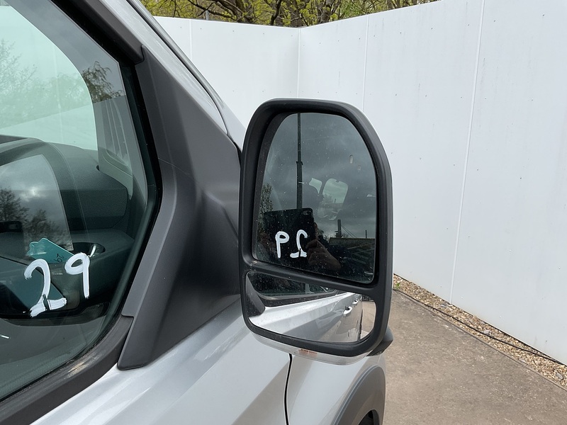 Ford 320 EcoBlue Active 8 Seater Euro 6 **NO VAT**