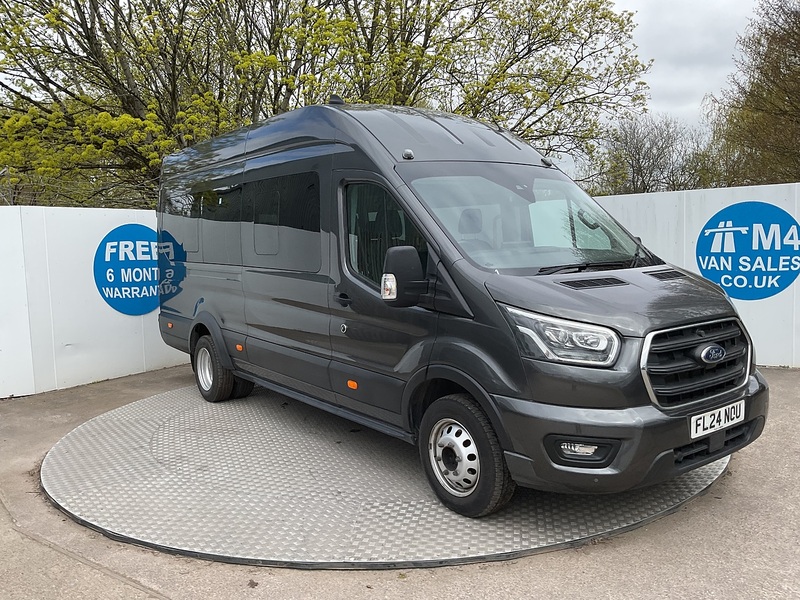 Ford 460 EcoBlue Limited 17 Seater 
