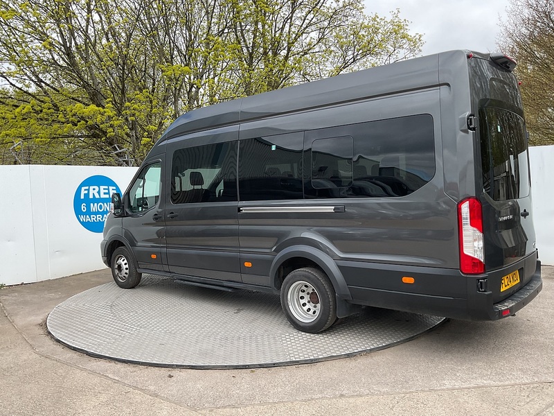 Ford 460 EcoBlue Limited 17 Seater 