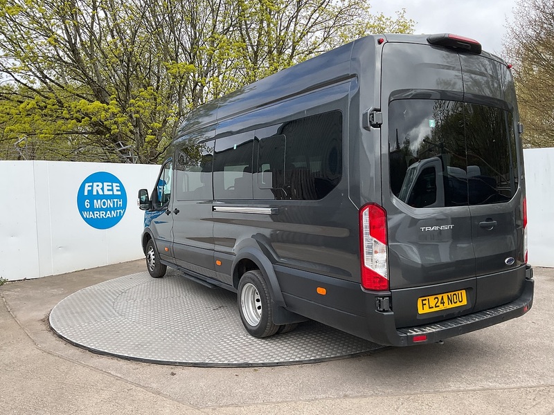 Ford 460 EcoBlue Limited 17 Seater 