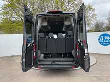 Ford Transit 460 EcoBlue Limited 17 Seater 