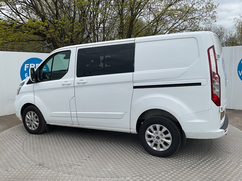 Ford 300 EcoBlue Limited Crewvan Euro 6 