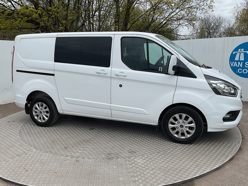 Ford 300 EcoBlue Limited Crewvan Euro 6 