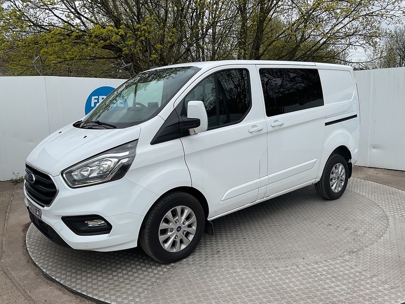 Ford 300 EcoBlue Limited Crewvan Euro 6 