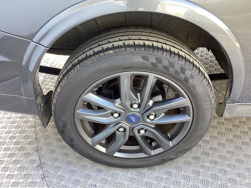 Ford 290 EcoBlue Sport SWB L/R A/C Euro 6 **NO VAT**