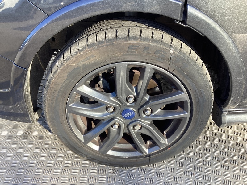 Ford 290 EcoBlue Sport SWB L/R A/C Euro 6 **NO VAT**