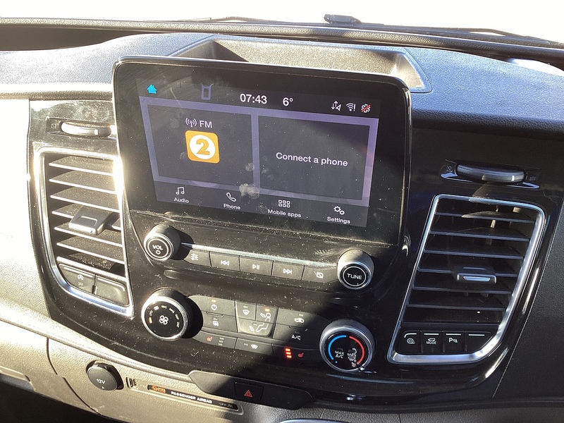 Ford 290 EcoBlue Sport SWB L/R A/C Euro 6 **NO VAT**