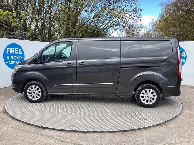 Ford 300 EcoBlue Limited LWB L/R A/C Euro 6