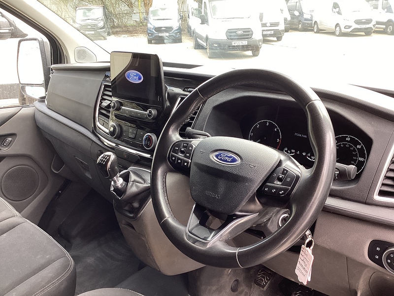 Ford 300 EcoBlue Limited LWB L/R A/C Euro 6