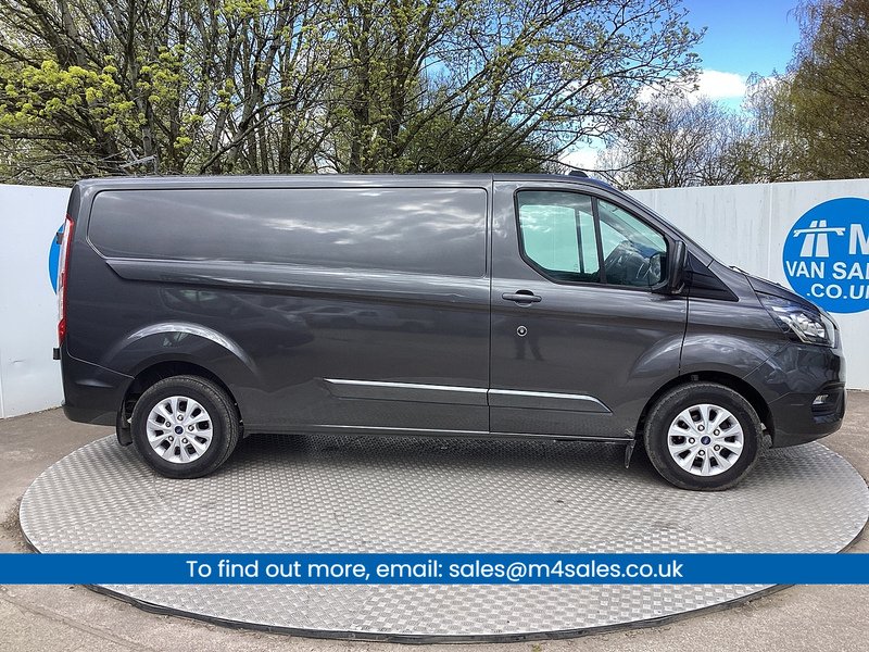 Ford 300 EcoBlue Limited LWB L/R A/C Euro 6