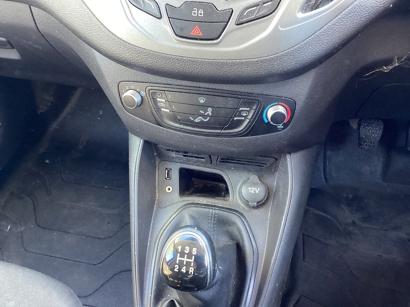 Ford TDCi Trend SWB Euro 6 **NO VAT**