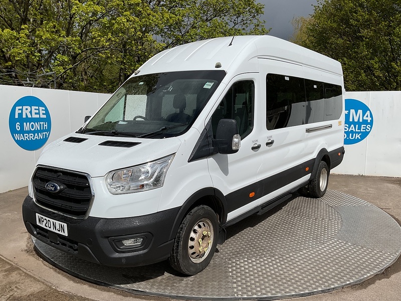 Ford 460 EcoBlue Trend 17 Seater