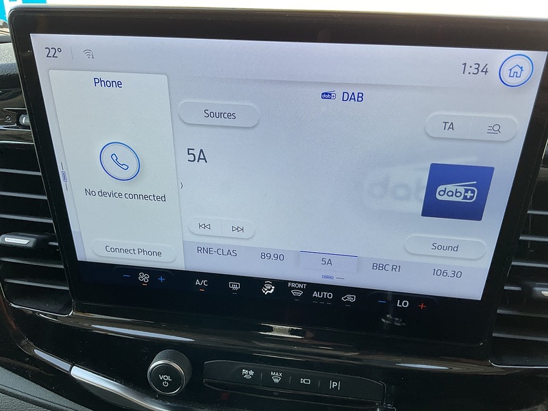 Ford 460 EcoBlue Trend 17 Seater