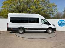 Ford Transit 460 EcoBlue Trend 17 Seater 