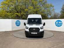 Ford Transit 460 EcoBlue Trend 17 Seater 