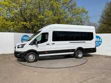 Ford Transit 460 EcoBlue Trend 17 Seater 