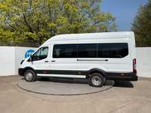 Ford Transit 460 EcoBlue Trend 17 Seater 