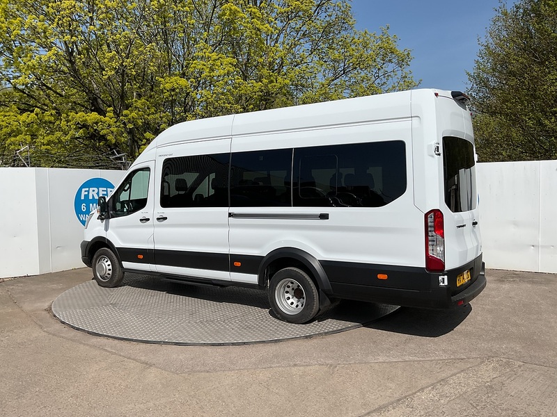 Ford 460 EcoBlue Trend 17 Seater