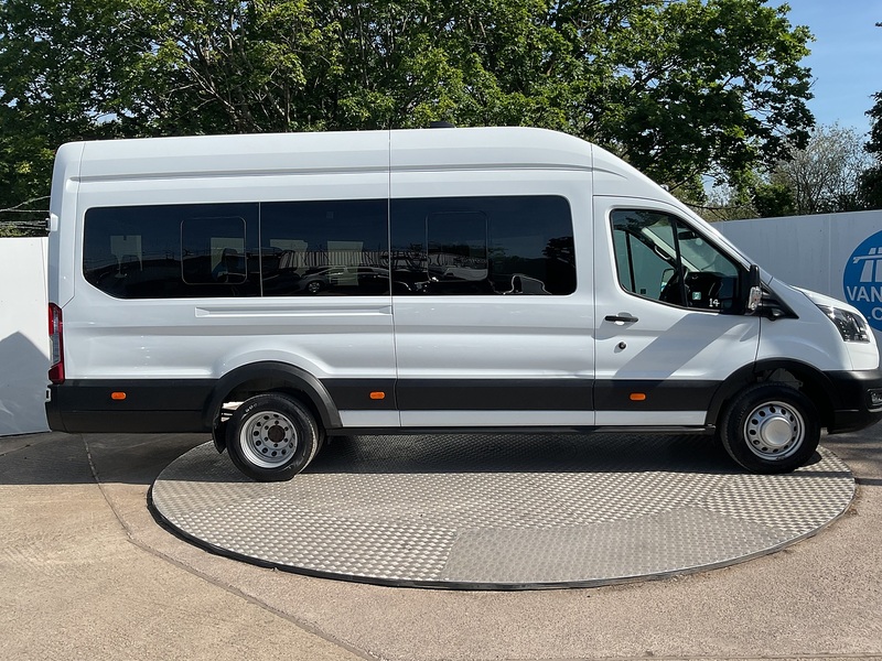 Ford 460 EcoBlue Trend