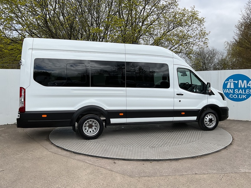 Ford 460 EcoBlue Trend