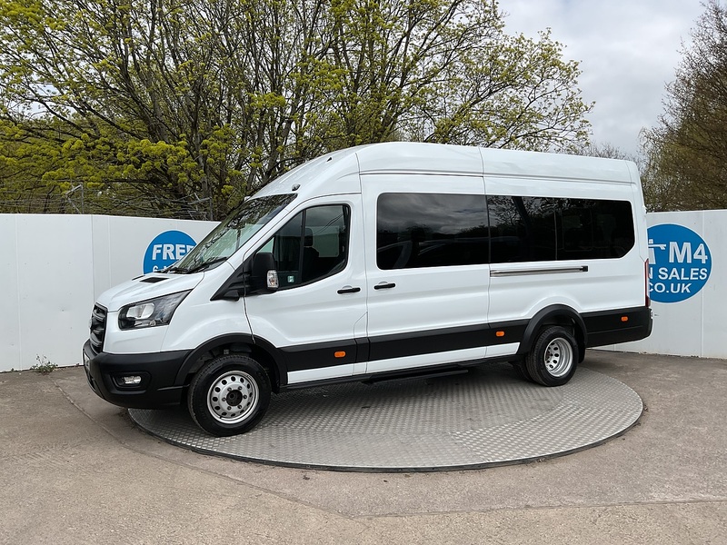 Ford 460 EcoBlue Trend