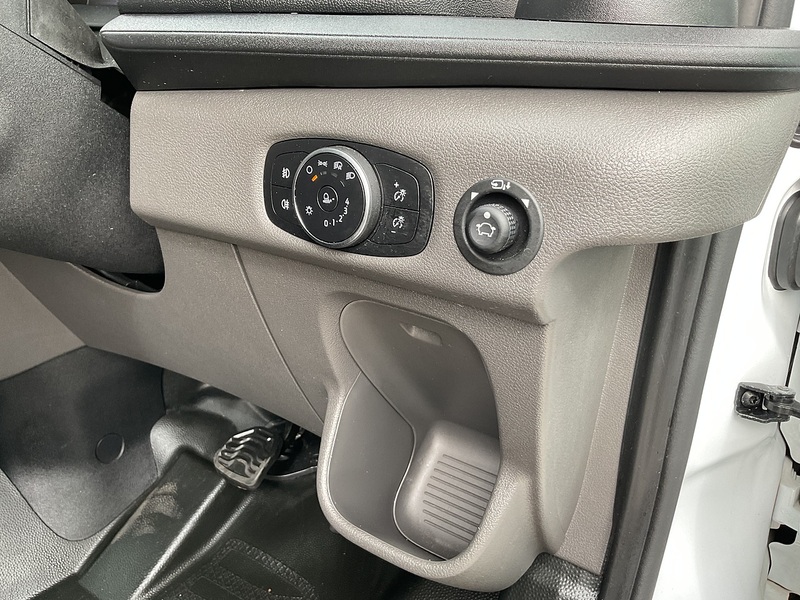 Ford 460 EcoBlue Trend