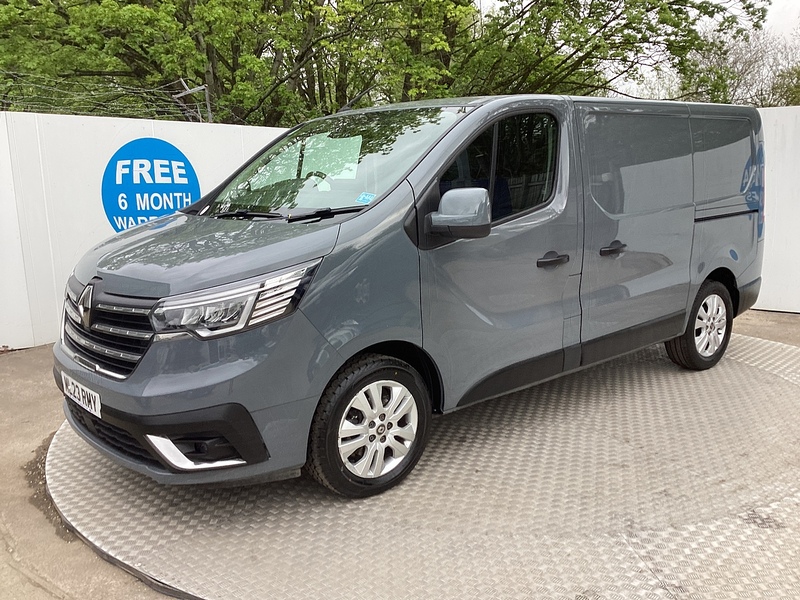 Renault dCi Blue SL28 Sport SWB L/R Euro 6