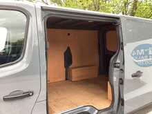 Renault Trafic dCi Blue SL28 Sport SWB L/R Euro 6 