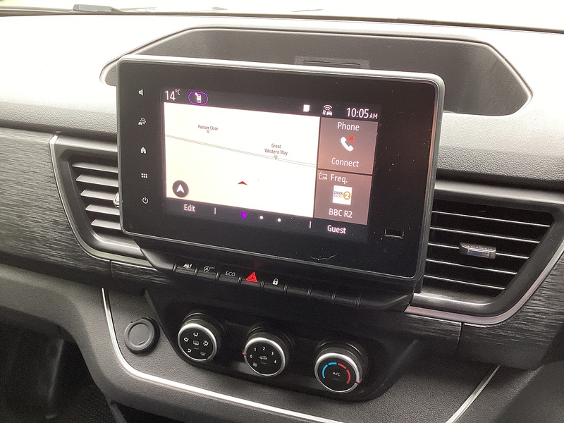 Renault dCi Blue SL28 Sport SWB L/R Euro 6