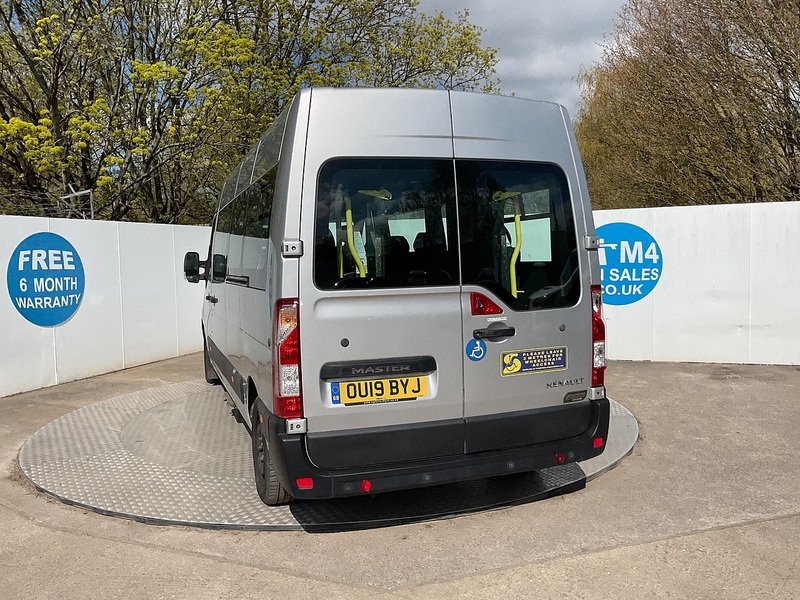 Renault 2.3 dCi 35 Business+ Panel Van 5dr Diesel Manual FWD LWB Medium Roof Euro 6 (130 ps)