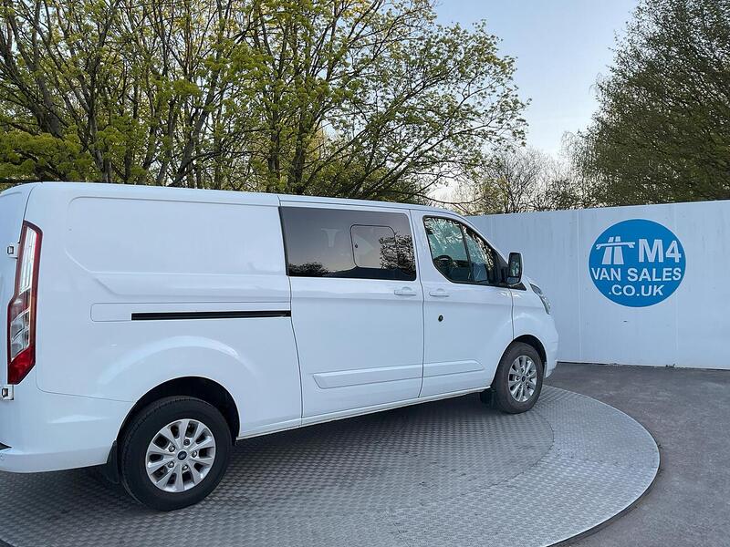 Ford  320 EcoBlue Limited LWB L/R C/C Euro 6