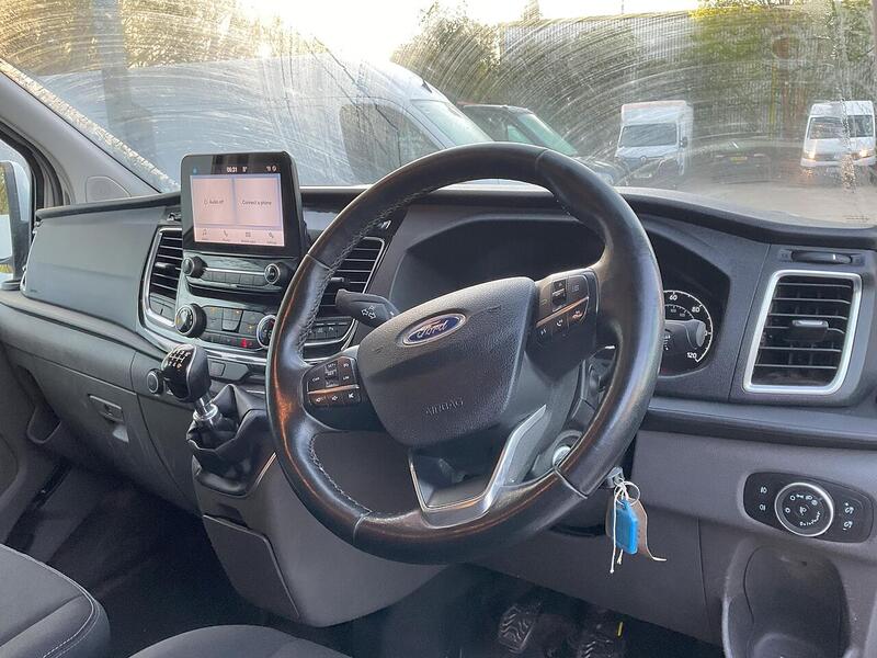 Ford  320 EcoBlue Limited LWB L/R C/C Euro 6