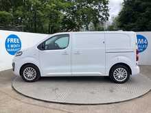 Vauxhall Vivaro Turbo D 2700 Pro SWB L/R A/C Euro 6 