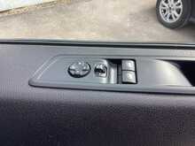 Vauxhall Vivaro Turbo D 2700 Pro SWB L/R A/C Euro 6 