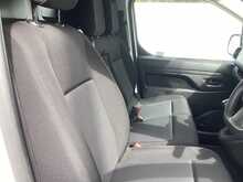 Vauxhall Vivaro Turbo D 2700 Pro SWB L/R A/C Euro 6 