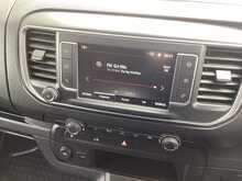 Vauxhall Vivaro Turbo D 2700 Pro SWB L/R A/C Euro 6 