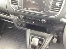 Vauxhall Vivaro Turbo D 2700 Pro SWB L/R A/C Euro 6 