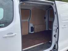 Vauxhall Vivaro Turbo D 2700 Pro SWB L/R A/C Euro 6 