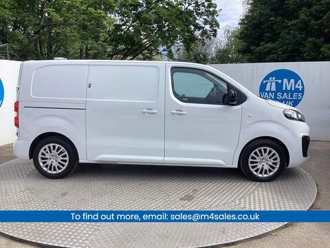 Vauxhall Vivaro, Turbo D 2700 Pro SWB L/R A/C Euro 6