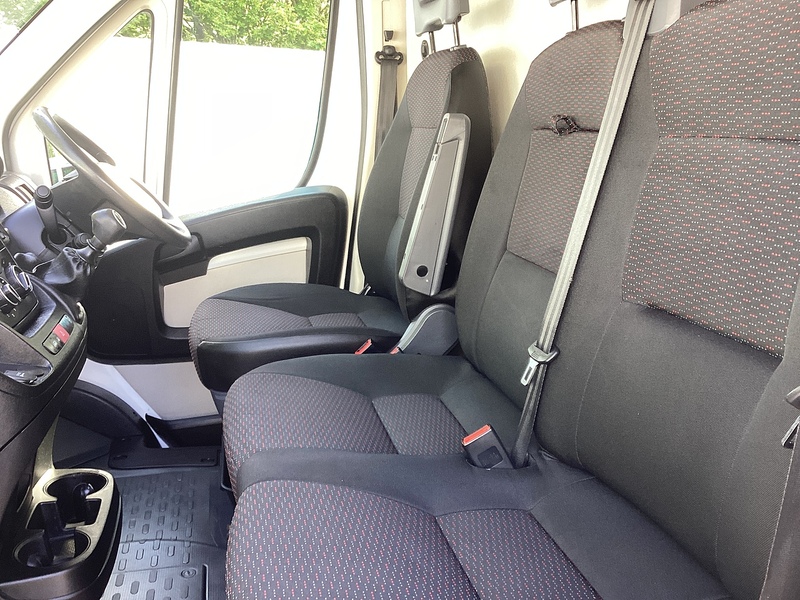 Citroen BlueHDi 35 Enterprise LWB XH/R  A/C Euro 6 