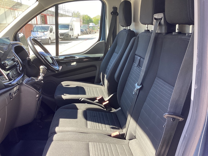 Ford 340 EcoBlue MHEV Limited LWB Euro 6