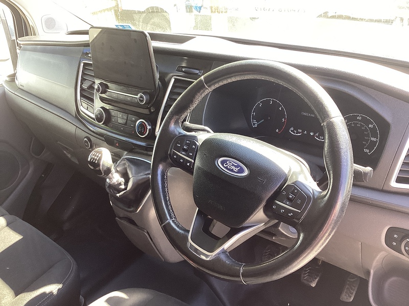 Ford 340 EcoBlue MHEV Limited LWB Euro 6