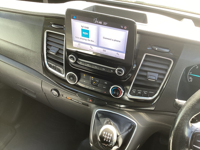Ford 340 EcoBlue MHEV Limited LWB Euro 6