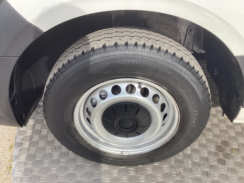 Volkswagen TDI CR30 Startline MWB H/R Euro 6