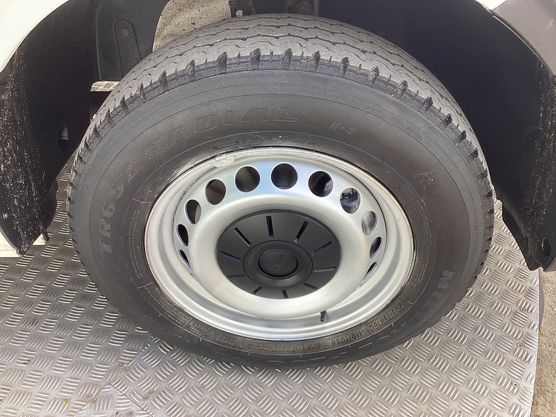 Volkswagen TDI CR30 Startline MWB H/R Euro 6