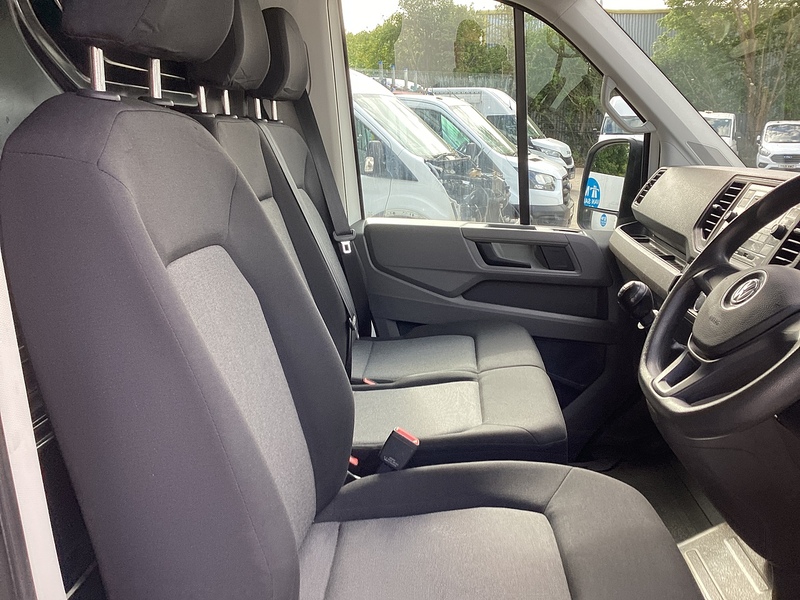 Volkswagen TDI CR30 Startline MWB H/R Euro 6