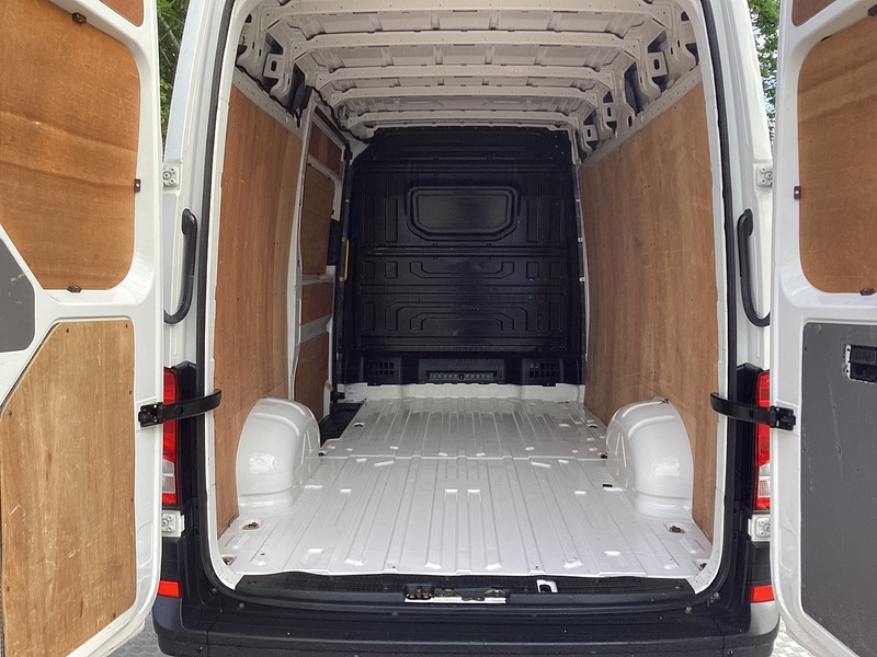 Volkswagen TDI CR30 Startline MWB H/R Euro 6