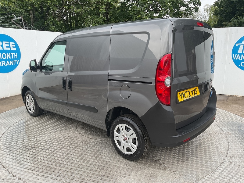 Fiat MultijetII Tecnico Cargo SWB L/R A/C Euro 6 **NO VAT**