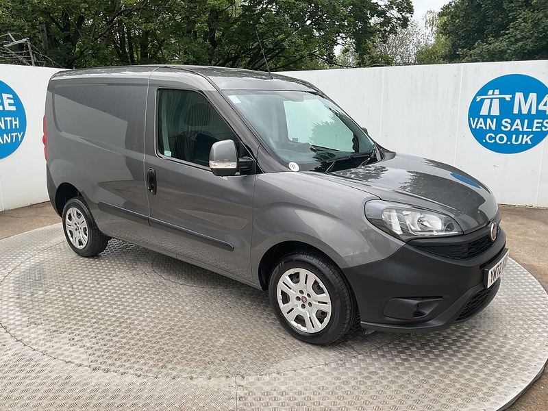 Fiat MultijetII Tecnico Cargo SWB L/R A/C Euro 6 **NO VAT**