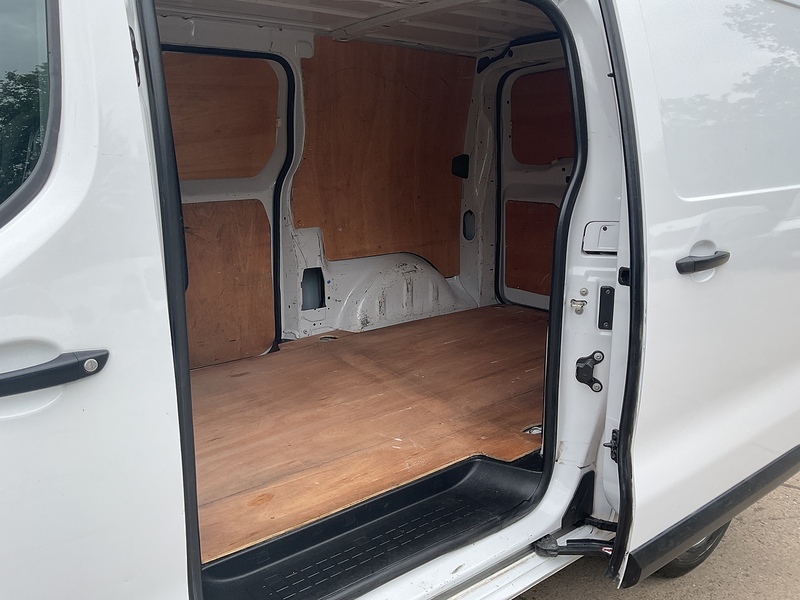 Citroen BlueHDi 1000 Enterprise Edition M  SWB A/C Euro 6